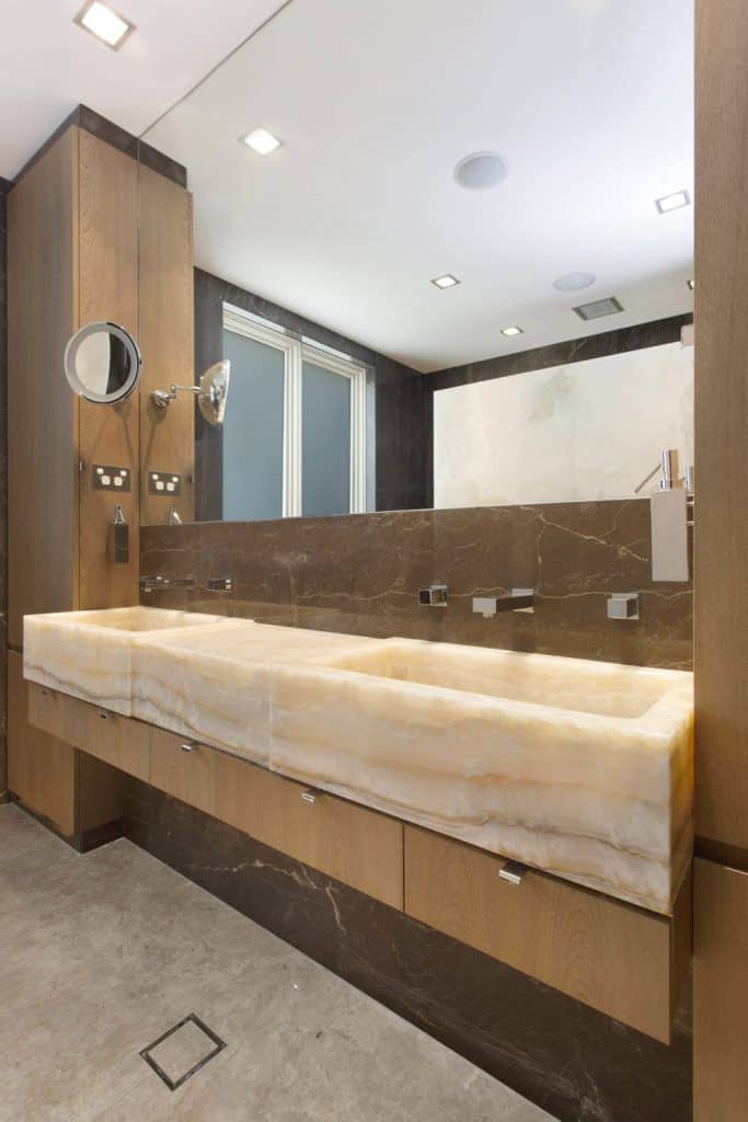 Onyx Vanity Tops & Basins