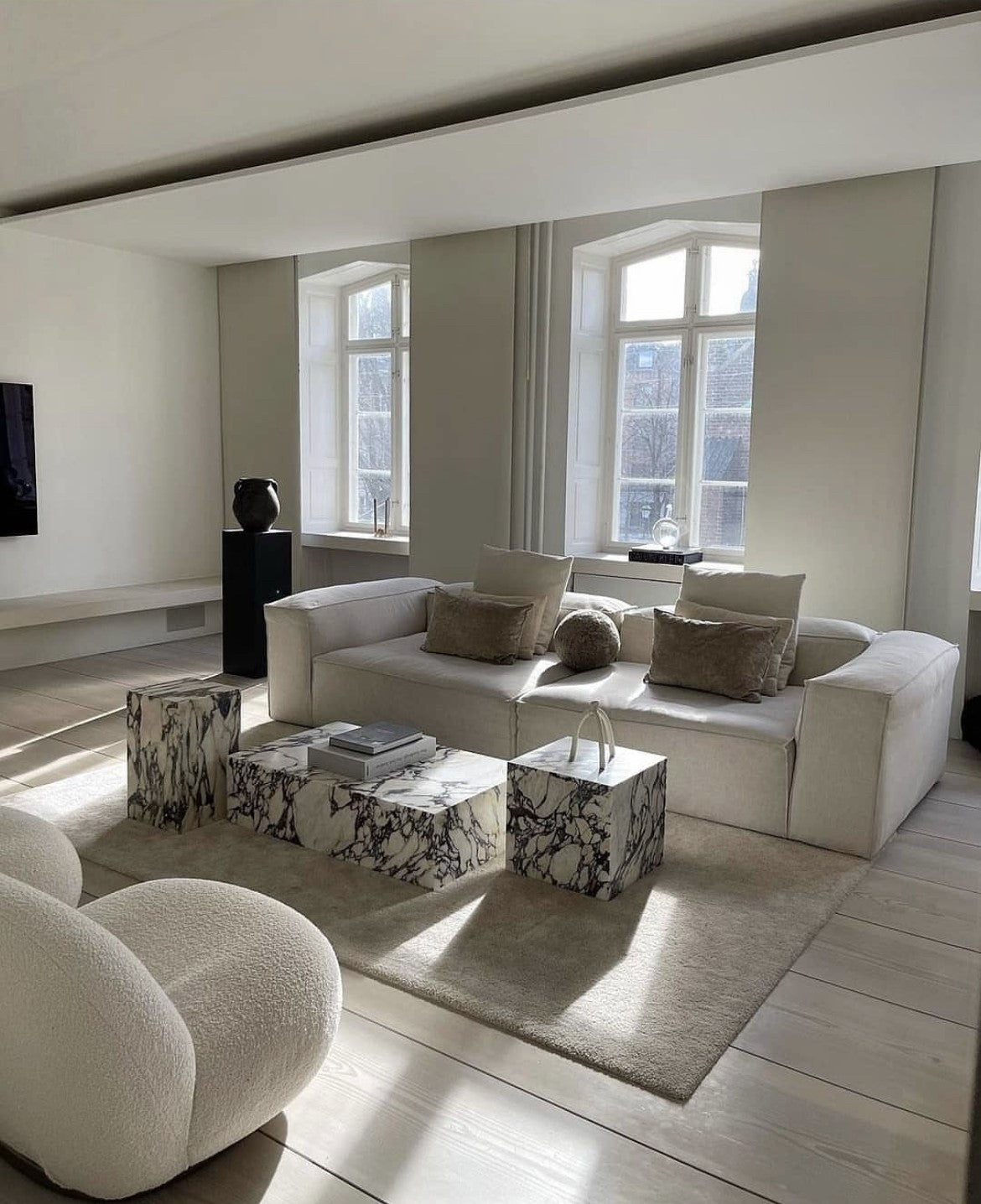 Calacatta Viola Plinths