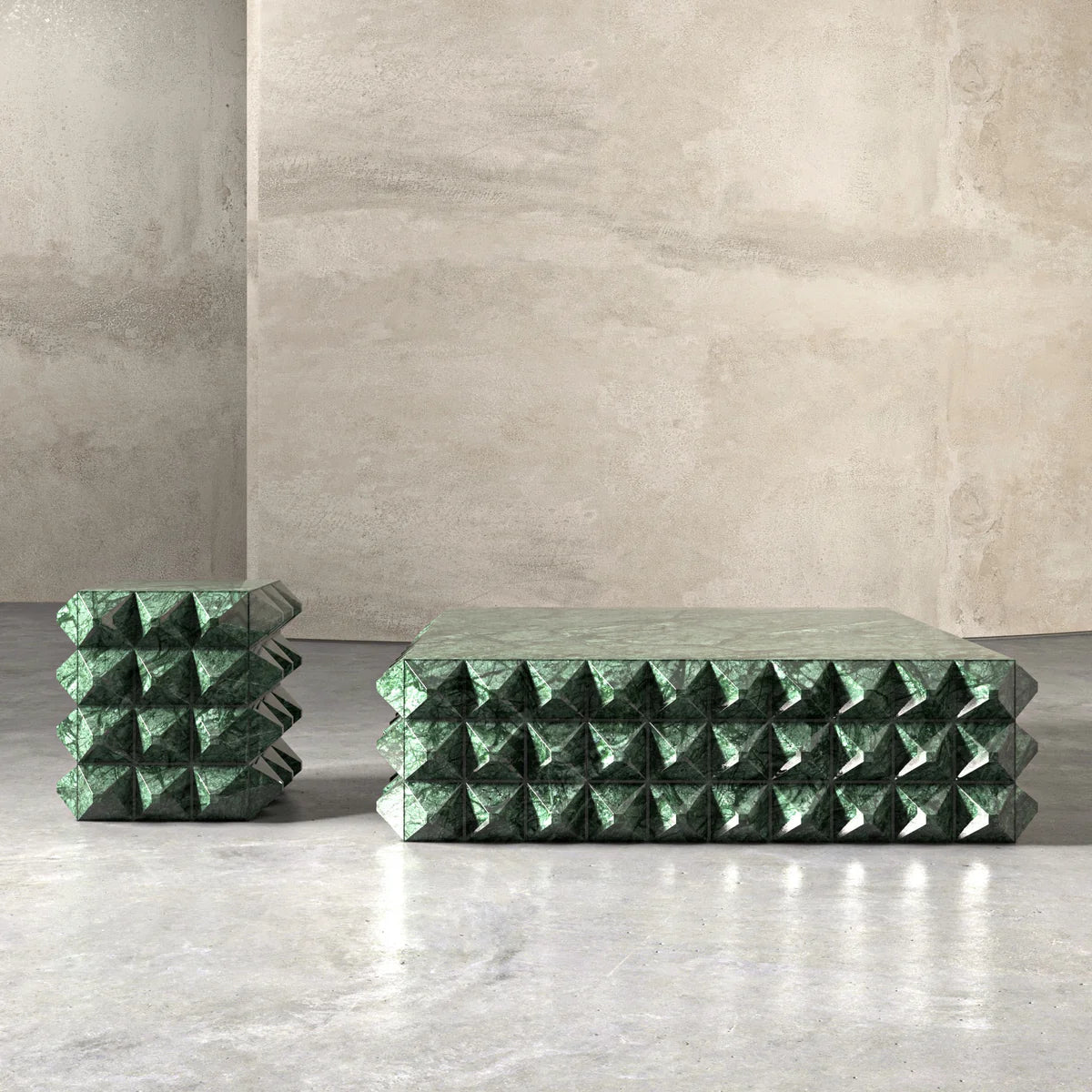Bottega Verde Guatemala coffee table corner detail showing pyramid facet carving meeting smooth top edge