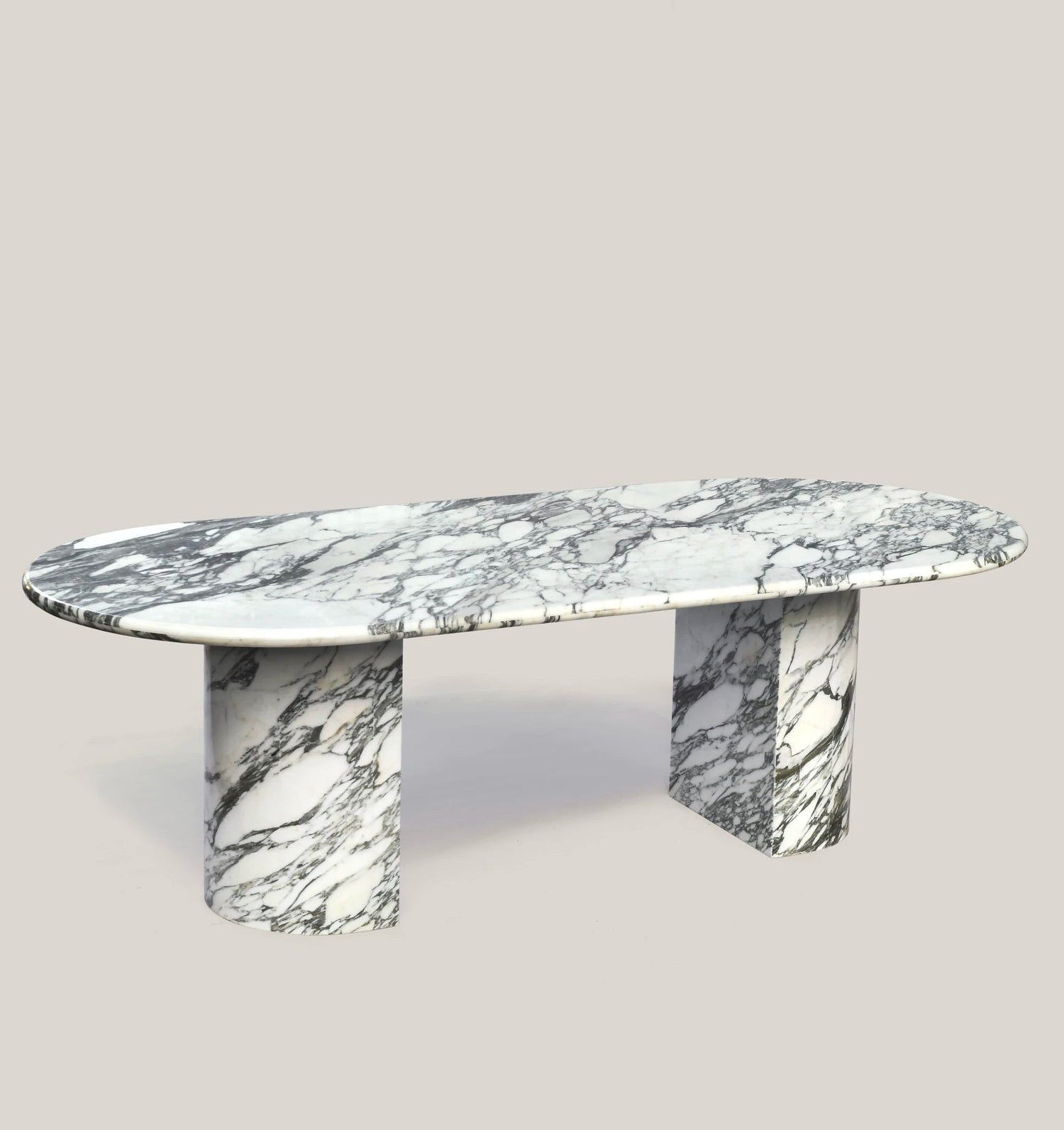 Arabescato Oval Dining Table | Black Marble Dining Room Table