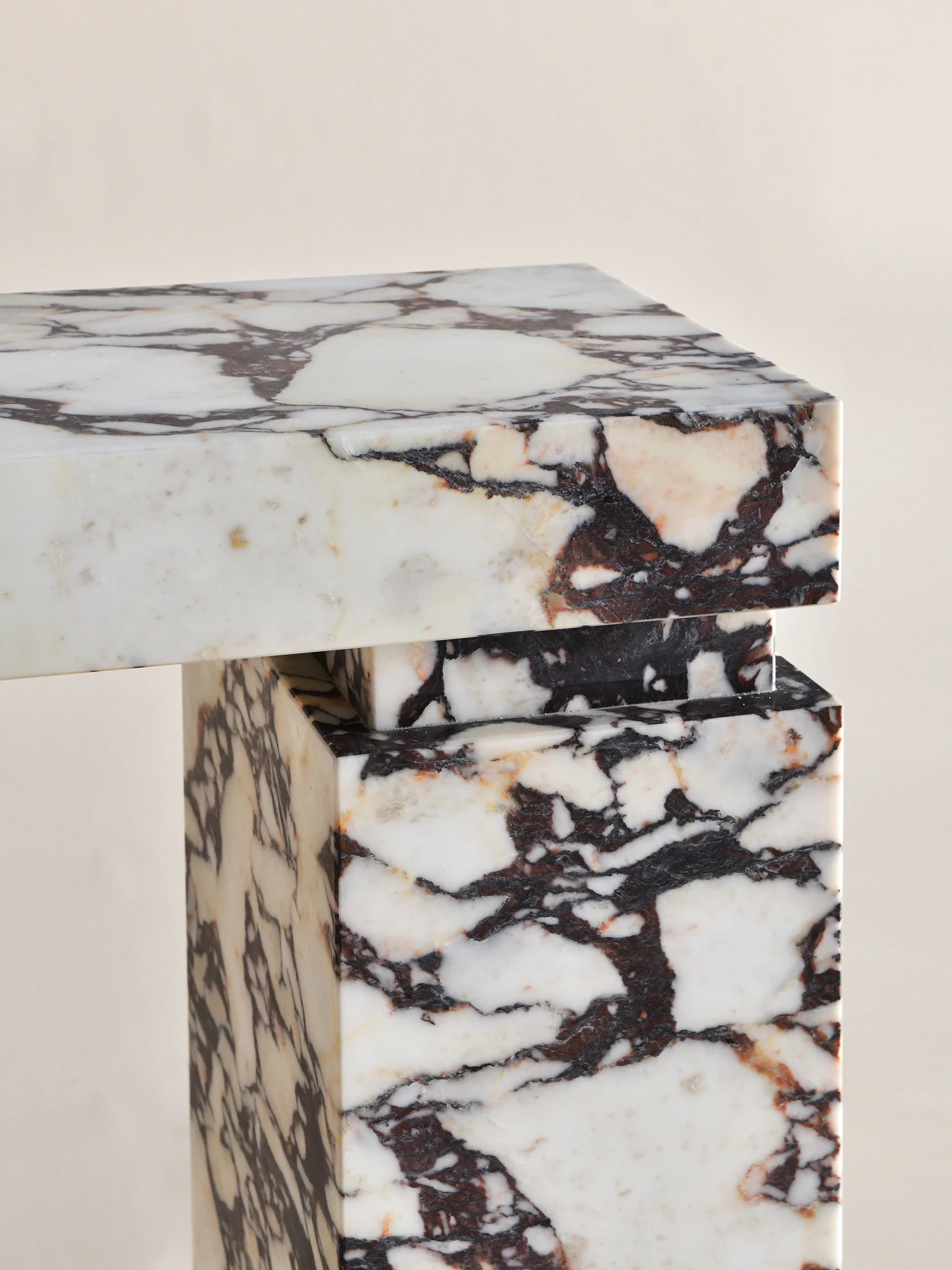Calacatta Viola Pillar Console - Elsa Home And Beauty