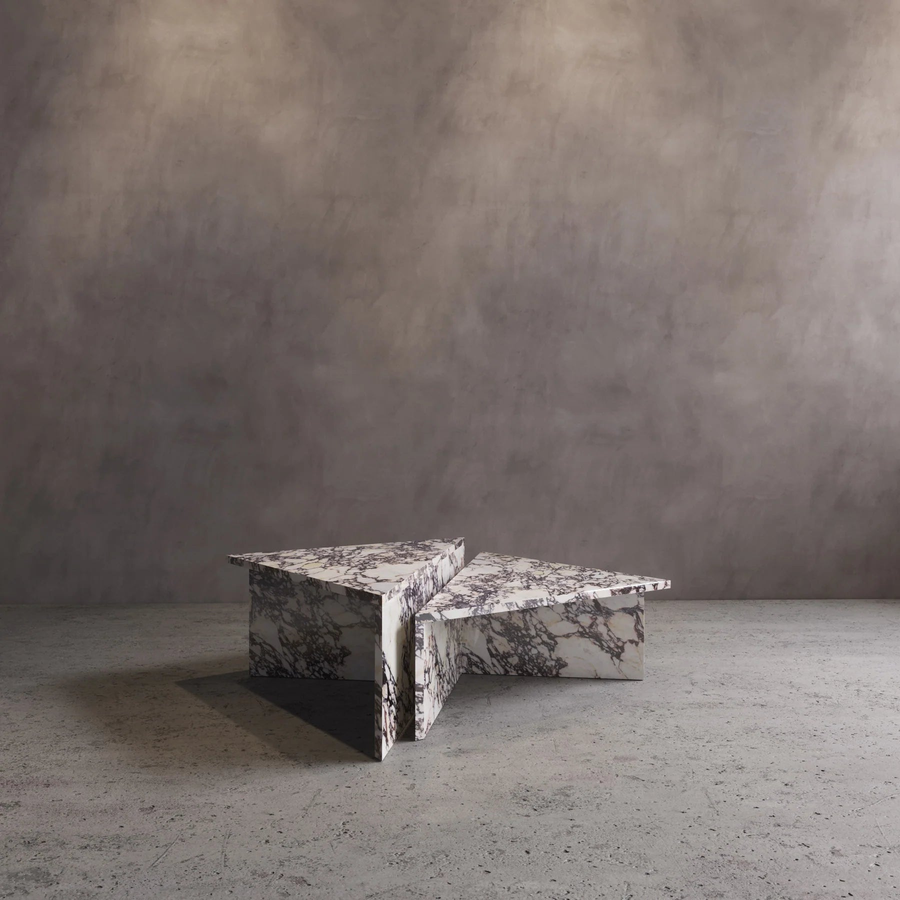 Caliente Triangle Nesting Coffee Table Set in Calacatta Viola