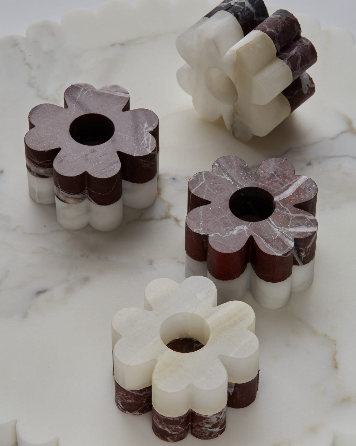 Flower Shaped Candle Holder - Elsa Home And Beauty