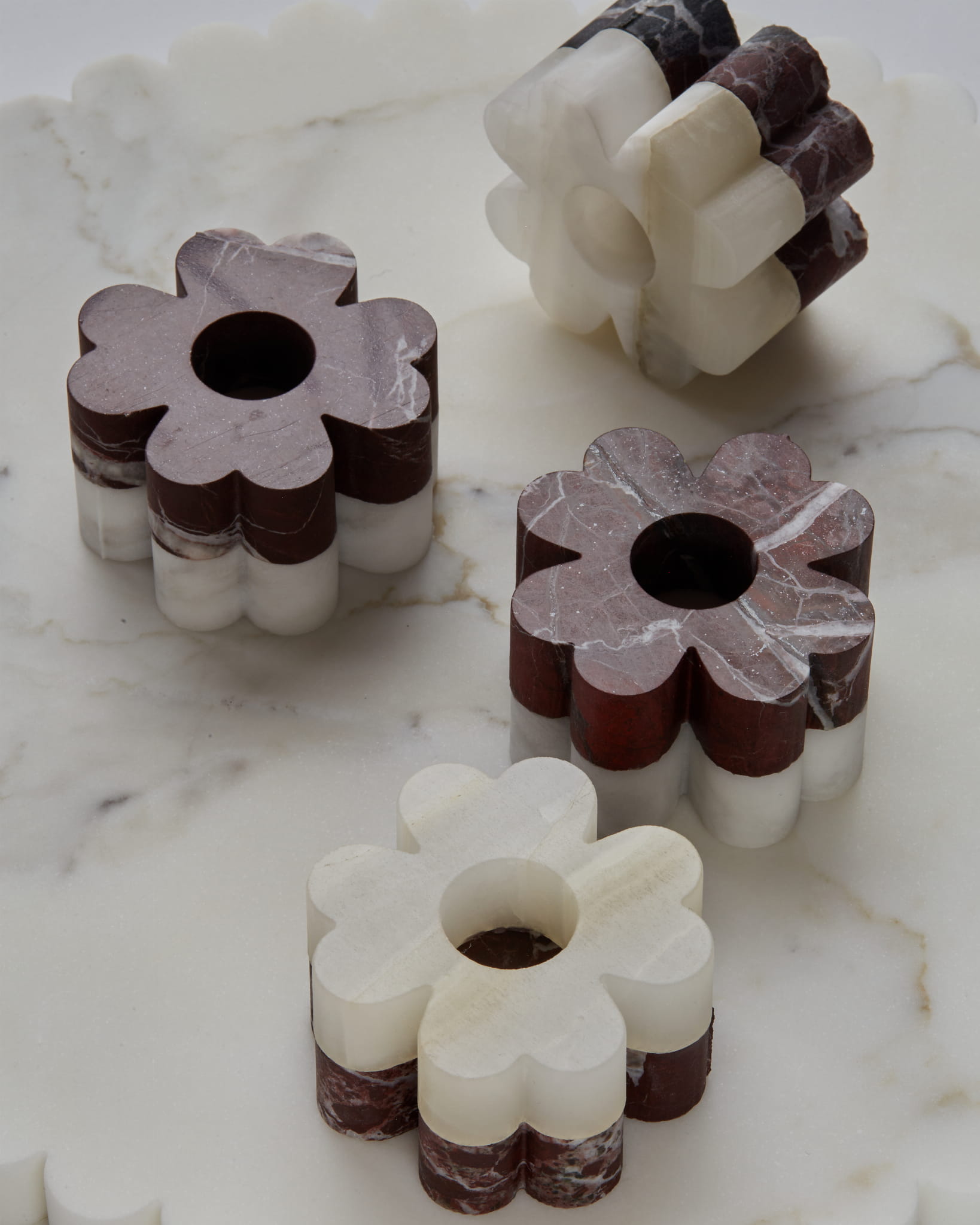 Flower Shaped Candle Holder - Elsa Home And Beauty