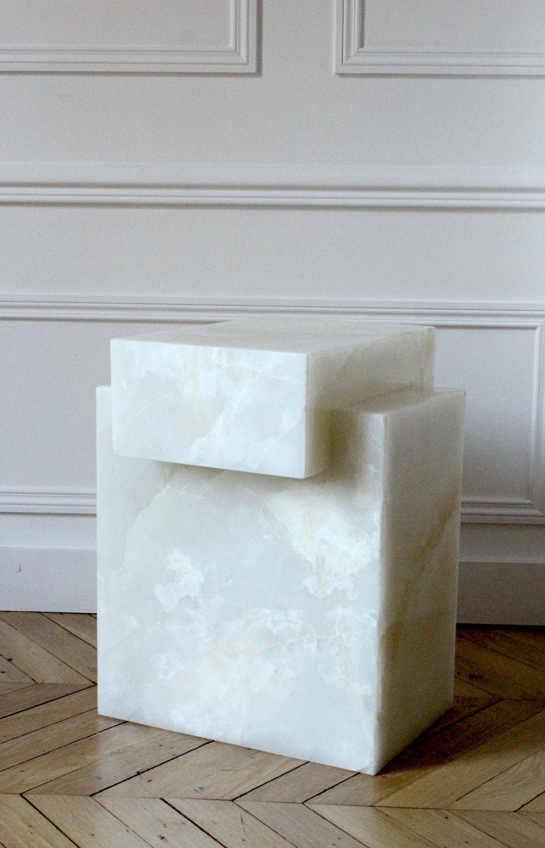 Sorrento Marble & Onyx Plinth - Elsa Home And Beauty