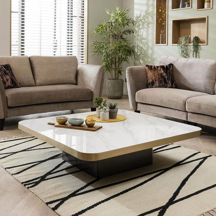 Embracing the Resurgence: The Comeback of a Once "Controversial" Furniture Trend - Elsa Home And Beauty