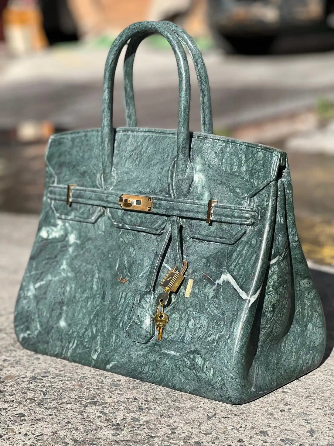 Marble carved handbag sculpture - Elsa Home And Beauty