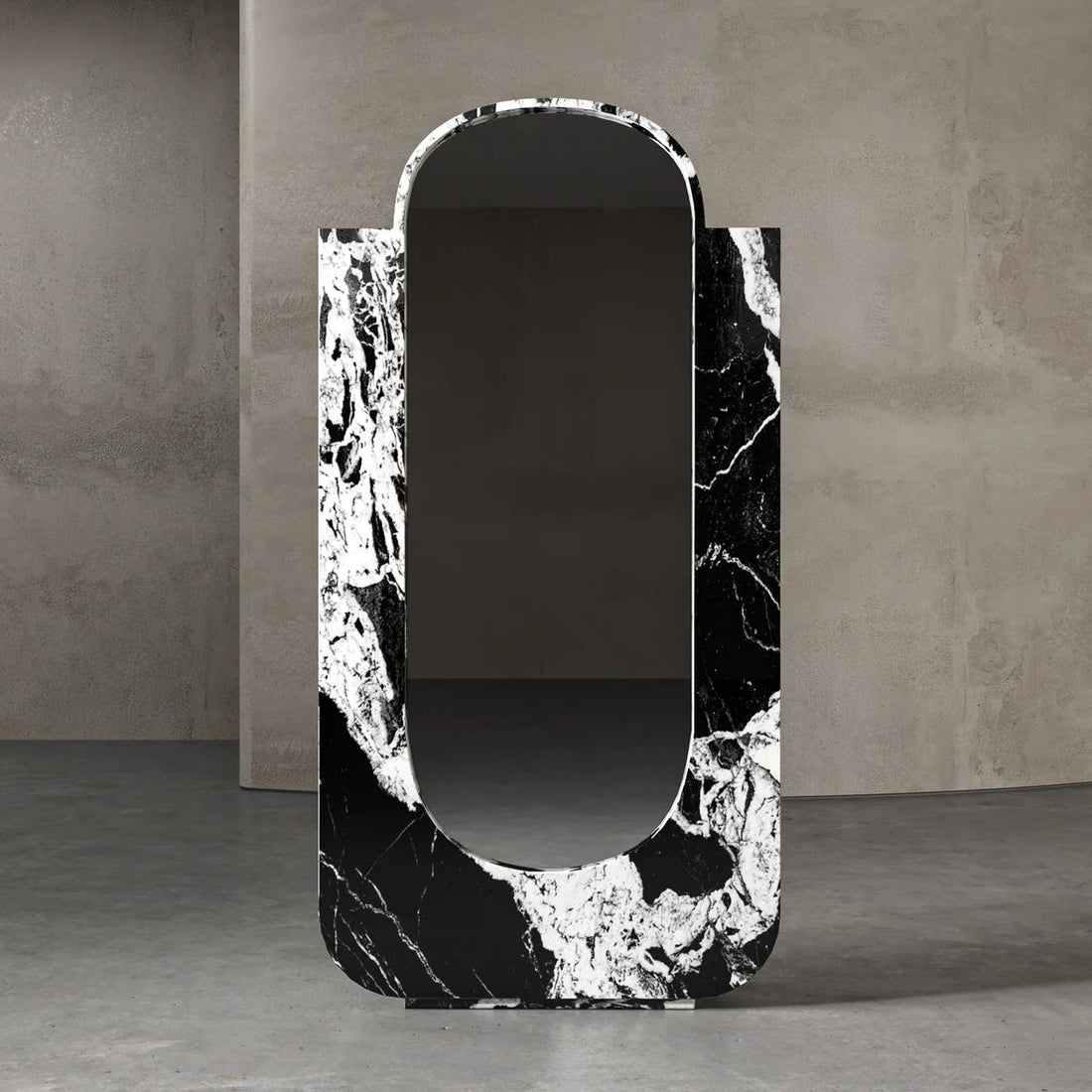 Oval Free Standing Mirror in Grand Antique - Elsa Home And Beauty