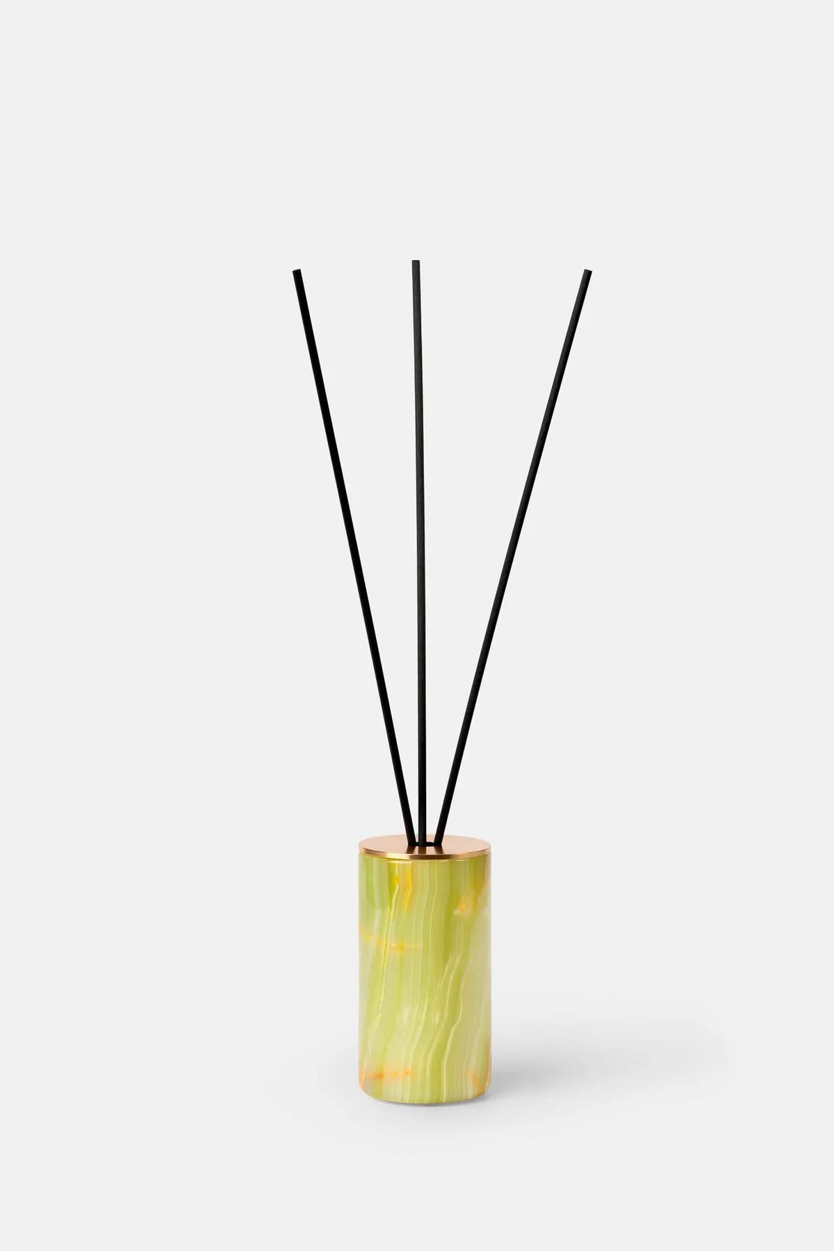 Exclusive Bundle: Onyx Candle &amp; Diffuser - Elsa Home And Beauty