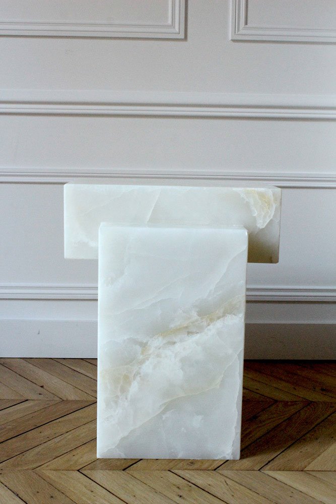 Sorrento Marble &amp; Onyx Plinth - Elsa Home And Beauty