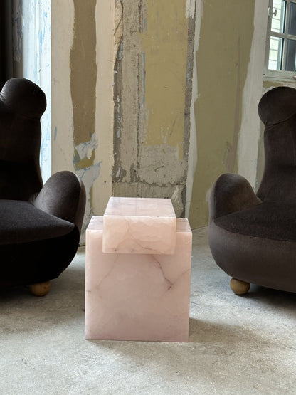 Sorrento Marble &amp; Onyx Plinth - Elsa Home And Beauty