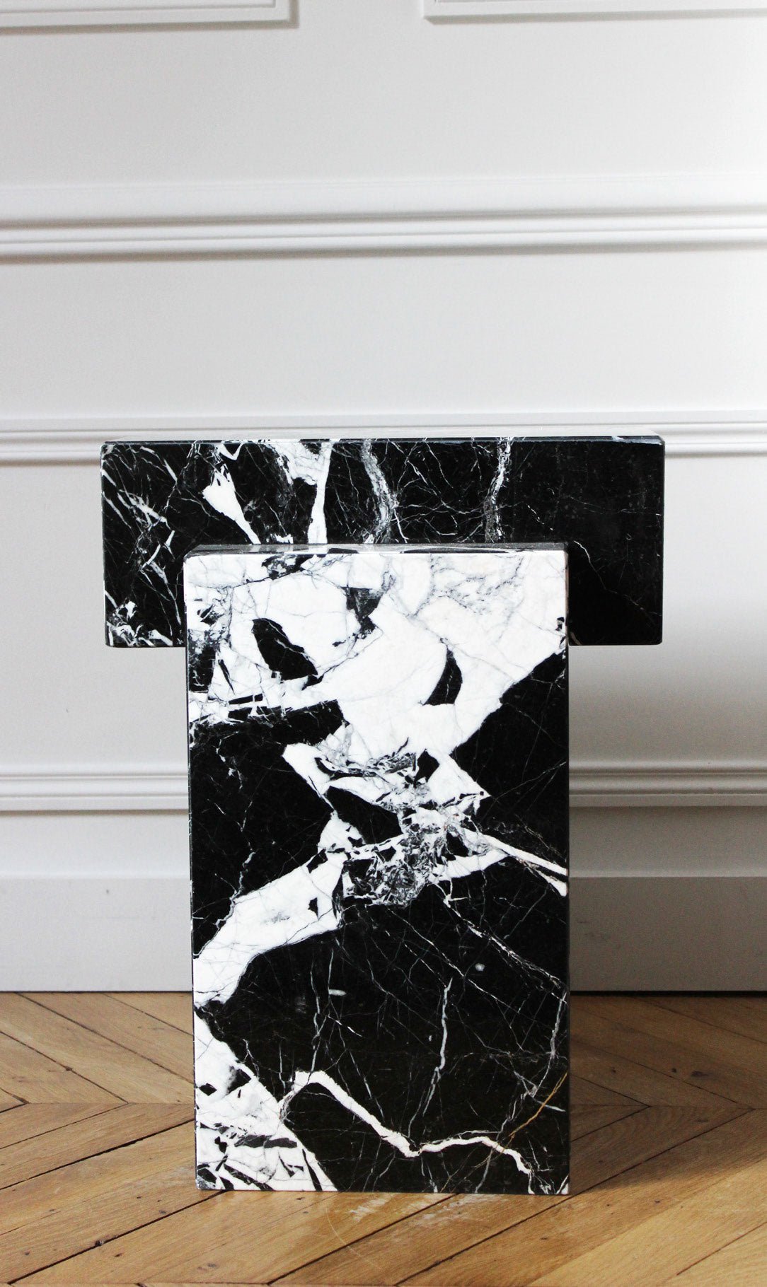 Sorrento Marble &amp; Onyx Plinth - Elsa Home And Beauty