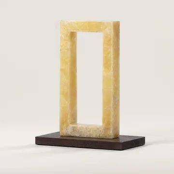 The Entrance Alabaster Onyx Table Lamp - Elsa Home And Beauty
